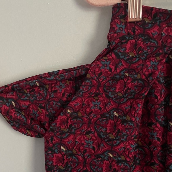 Lularoe Madison Skirt with Dark Toned Vine Pattern - Picture 3 of 8